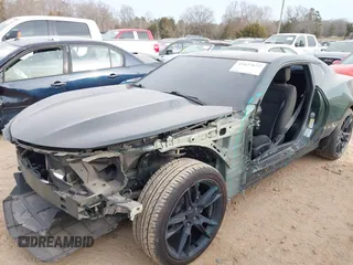 2020 Chevrolet Camaro 1LT z VIN 1G1FB1RS3L0108186, wystawiony jako IAAI lot #41427677 z przebiegiem 66 752 mil mil oraz . Historia ofert i sprzedaży dostępna na DreamBid. Obrazek 6.