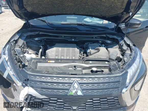 2025 Mitsubishi Eclipse Cross SE с VIN JA4ATWAA1SZ004475, выставлен на аукционе IAAI как лот 42580812 с пробегом 13 280 миль миль и . История ставок и продаж доступна на DreamBid. Изображение 10.
