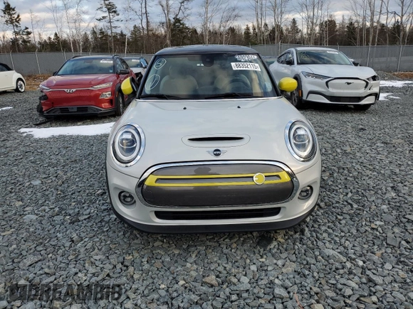 2020 MINI Hardtop Cooper SE with VIN WMWXP3C08L2M32462, listed as a Copart auction lot 88352115 with 19,390 mi miles and Clean Title. Bid and sale history available at DreamBid. Image 5.