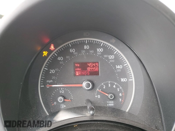 2008 Volkswagen New Beetle Coupe S with VIN 3VWRW31C58M525710, listed as a Copart auction lot 78014914 with 184,458 mi miles and Salvage Title. Bid and sale history available at carsss.com. Image 9.