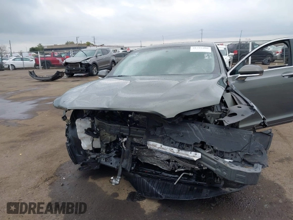 2017 Lincoln MKZ Hybrid Reserve with VIN 3LN6L5MU6HR637784, listed as a IAAI auction lot 41725406 with 111,023 mi miles and . Bid and sale history available at DreamBid. Image 6.