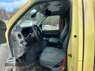 2021 Ford Econoline Cargo with VIN 1FDXE4FN1MDC34409, listed as a Copart auction lot 48386205 with 99,008 mi miles and Clean Title. Bid and sale history available at DreamBid. Image 8.