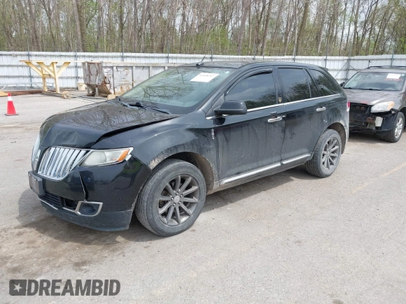 2011 Lincoln MKX z VIN 2LMDJ8JKXBBJ25280, wystawiony jako IAAI lot #42108397 z przebiegiem 156 209 mil mil oraz . Historia ofert i sprzedaży dostępna na DreamBid. Obrazek 2.