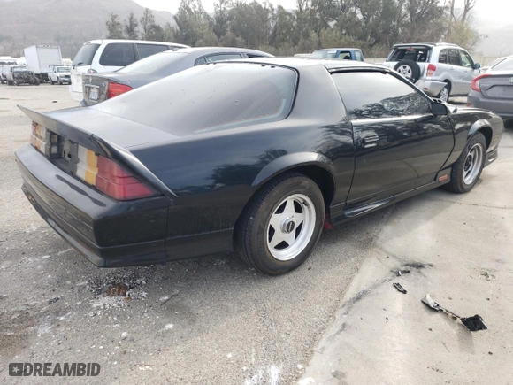 1984 Chevrolet Camaro Z28 Sport with VIN 1G1AP87G0EL211814, listed as a Copart auction lot 86376894 with 71,594 mi miles and Clean Title. Bid and sale history available at carsss.com. Image 3.