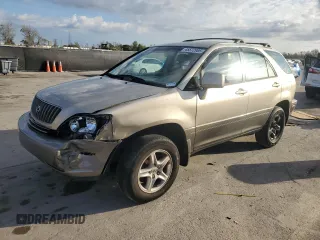 2000 Lexus RX 300 with VIN JT6GF10U2Y0070284, listed as a Copart auction lot 45572985 with 239,400 mi miles and Salvage Title. Bid and sale history available at carsss.com. Image 1.