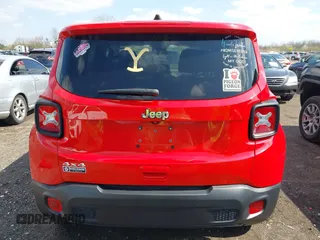 2021 Jeep Renegade Upland Edition with VIN ZACNJDAB8MPM25697, listed as a IAAI auction lot 41857417 with 62,655 mi miles. Bid and sale history available at carsss.com. Image 17.