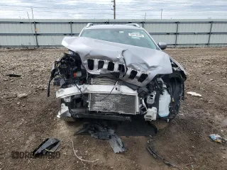 2021 Jeep Cherokee Latitude with VIN 1C4PJLCB4MD155837, listed as a Copart auction lot 54418245 with 54,232 mi miles and Salvage title. Bid and sale history available at DreamBid. Image 5.