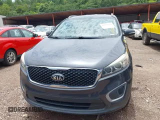 2017 Kia Sorento LX with VIN 5XYPG4A56HG230935, listed as a IAAI auction lot 42593196 with 127,425 mi miles and . Bid and sale history available at DreamBid. Image 12.