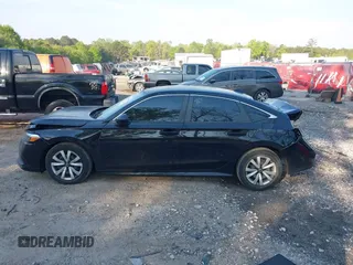 2022 Honda Civic LX z VIN 2HGFE2F21NH506473, wystawiony jako IAAI lot #42071786 z przebiegiem 41 136 mil mil oraz . Historia ofert i sprzedaży dostępna na DreamBid. Obrazek 14.