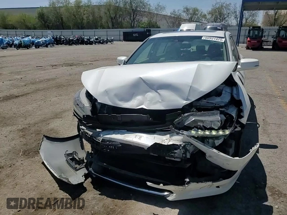 2013 Honda Accord Touring with VIN 1HGCR3F91DA000276, listed as a Copart auction lot 60931425 with 146,661 mi miles and Salvage title. Bid and sale history available at DreamBid. Image 14.