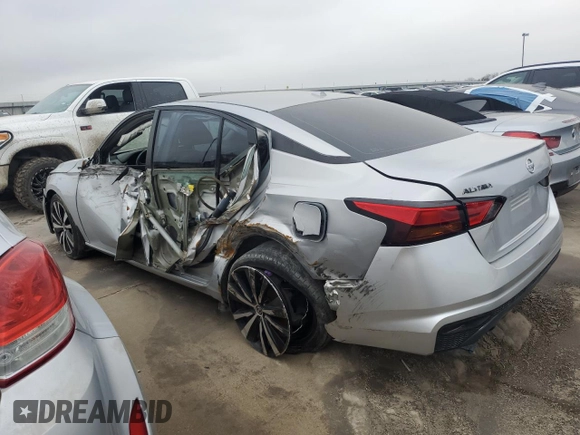 2019 Nissan Altima 2.5 SR with VIN 1N4BL4CV4KC106666, listed as a Copart auction lot 42619985 with 97,500 mi miles and Salvage Title. Bid and sale history available at carsss.com. Image 2.