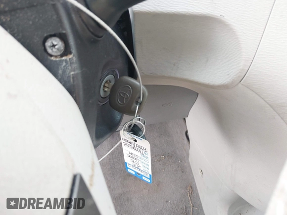 2011 Toyota Sienna XLE with VIN 5TDDK3DC0BS016250, listed as a IAAI auction lot 42156903 with 201,821 mi miles and . Bid and sale history available at DreamBid. Image 11.
