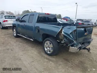 2008 Chevrolet Silverado 1500 Work Truck with VIN 1GCEC19X58Z218168, listed as a IAAI auction lot 41551543 with 194,810 mi miles. Bid and sale history available at carsss.com. Image 3.