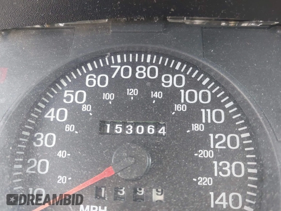 2000 Ford Crown Victoria Police Interceptor z VIN 2FAFP71W7YX104263, wystawiony jako IAAI lot #42442496 z przebiegiem 153 064 mil mil oraz . Historia ofert i sprzedaży dostępna na DreamBid. Obrazek 15.