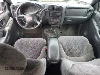 2001 GMC Sonoma SLS with VIN 1GTDT13W71K154628, listed as a Copart auction lot 50311424 with 186,383 mi miles and Salvage Title. Bid and sale history available at carsss.com. Image 8.