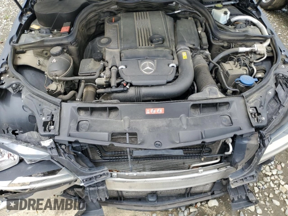 2013 Mercedes-Benz C 250 Sport z VIN WDDGF4HBXDR263968, wystawiony jako Copart lot #57349065 z przebiegiem 94 854 mil mil oraz Szkoda całkowita • Salvage title. Historia ofert i sprzedaży dostępna na DreamBid. Obrazek 11.