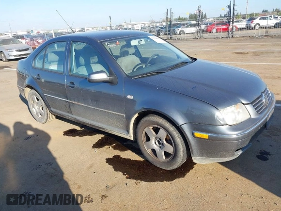 2004 Volkswagen Jetta GL z VIN 3VWRA69M64M044291, wystawiony jako IAAI lot #41882666 z przebiegiem 205 029 mil mil oraz . Historia ofert i sprzedaży dostępna na DreamBid. Obrazek 1.