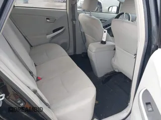 2013 Toyota Prius One z VIN JTDKN3DU1D5702331, wystawiony jako IAAI lot #42467250 z przebiegiem 178 452 mil mil oraz . Historia ofert i sprzedaży dostępna na DreamBid. Obrazek 8.