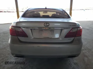 2012 Lexus LS 460 z VIN JTHCL5EF0C5014758, wystawiony jako Copart lot #55620645 z przebiegiem 154 717 mil mil oraz Czysty tytuł • Clean title. Historia ofert i sprzedaży dostępna na DreamBid. Obrazek 6.