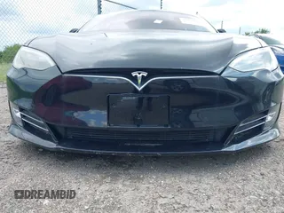 2017 Tesla Model S 60 with VIN 5YJSA1E19HF226094, listed as a IAAI auction lot 40931307 with 80,392 mi miles and . Bid and sale history available at DreamBid. Image 22.