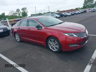 2015 Lincoln MKZ Hybrid with VIN 3LN6L2LU3FR602438, listed as a IAAI auction lot 42130400 with 115,317 mi miles. Bid and sale history available at carsss.com. Image 1.