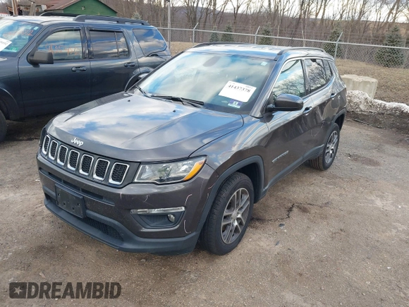 2019 Jeep Compass Latitude with VIN 3C4NJDBB1KT839413, listed as a IAAI auction lot 41437378 with 66,595 mi miles and . Bid and sale history available at DreamBid. Image 2.