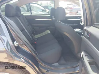 2010 Subaru Legacy Premium z VIN 4S3BMAG62A1235024, wystawiony jako IAAI lot #42482725 z przebiegiem 107 073 mil mil oraz . Historia ofert i sprzedaży dostępna na DreamBid. Obrazek 8.