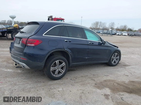 2021 Mercedes-Benz GLC 300 z VIN W1N0G8EB4MF953133, wystawiony jako IAAI lot #42031927 z przebiegiem 36 446 mil mil oraz . Historia ofert i sprzedaży dostępna na DreamBid. Obrazek 4.