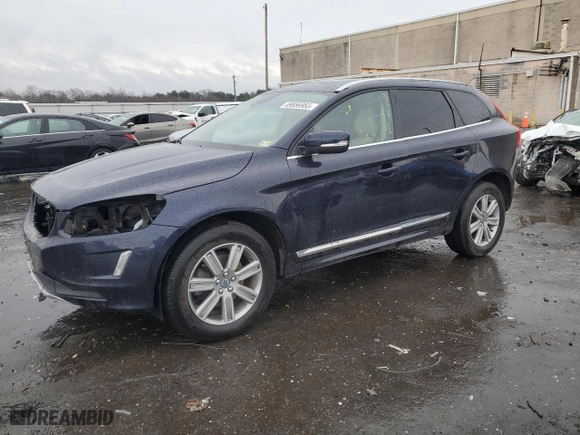 2017 Volvo XC60 Inscription with VIN YV440MRU8H2133682, listed as a Copart auction lot 49956955 with 102,442 mi miles and Salvage Title. Bid and sale history available at carsss.com. Image 1.