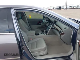 2008 Acura RL Tech Pkg with VIN JH4KB16638C003424, listed as a IAAI auction lot 41657001 with 81,612 mi miles. Bid and sale history available at carsss.com. Image 5.