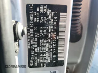 2014 Kia Sorento LX z VIN 5XYKT3A68EG508612, wystawiony jako Copart lot #52142815 z przebiegiem 168 341 mil mil oraz Szkoda całkowita • Salvage title. Historia ofert i sprzedaży dostępna na DreamBid. Obrazek 13.