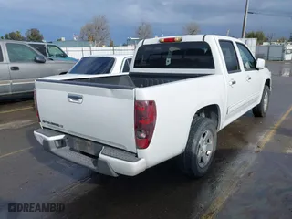 2011 Chevrolet Colorado LT w/1LT with VIN 1GCDSCF95B8108900, listed as a IAAI auction lot 41820328 with 180,541 mi miles. Bid and sale history available at carsss.com. Image 4.