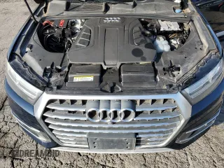 2017 Audi Q7 Premium Plus with VIN WA1LAAF7XHD059687, listed as a Copart auction lot 45868325 with 112,767 mi miles and Clean Title. Bid and sale history available at carsss.com. Image 12.