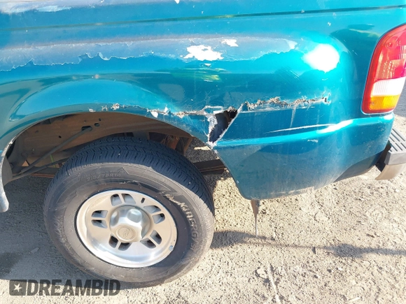 1997 Ford Ranger XL with VIN 1FTCR14A2VPA82467, listed as a IAAI auction lot 41871581 with 299,206 mi miles. Bid and sale history available at carsss.com. Image 6.