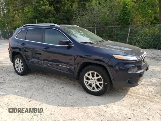 2016 Jeep Cherokee Latitude with VIN 1C4PJMCB9GW112576, listed as a Copart auction lot 58652755 with 121,088 mi miles and Salvage title. Bid and sale history available at DreamBid. Image 4.