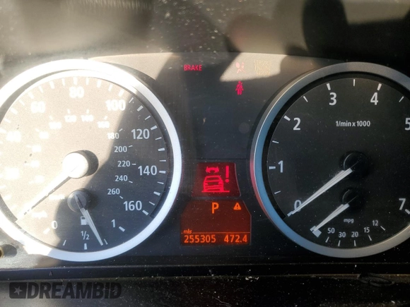 2005 BMW 5 Series 530i with VIN WBANA73535CR57700, listed as a Copart auction lot 87528245 with 255,305 mi miles and Salvage Title. Bid and sale history available at DreamBid. Image 9.