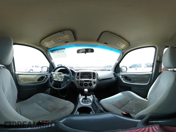 2005 Ford Escape XLT with VIN 1FMYU03125KE16019, listed as a IAAI auction lot 42256715 with 222,592 mi miles and . Bid and sale history available at DreamBid. Image 18.