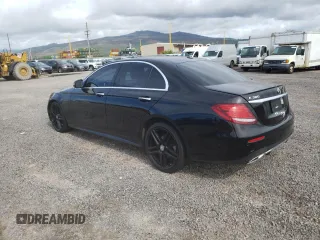 2017 Mercedes-Benz E-Class E 300 Luxury with VIN WDDZF4JB9HA042515, listed as a Copart auction lot 72860302 with 31,647 mi miles. Bid and sale history available at carsss.com. Image 2.