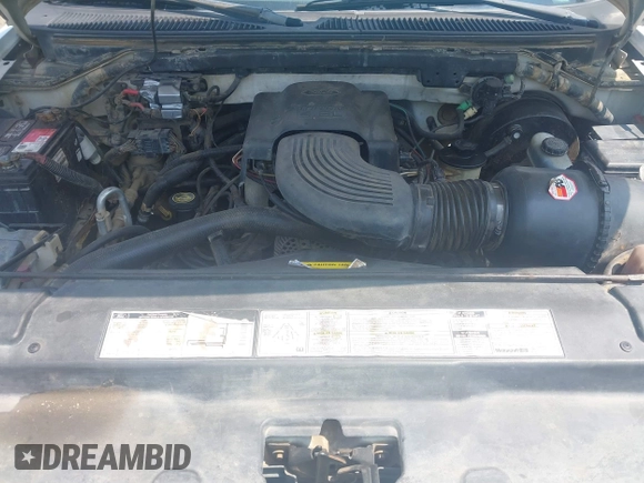 1998 Ford Expedition XLT with VIN 1FMRU176XWLB98732, listed as a IAAI auction lot 42593540 with 201,655 mi miles and . Bid and sale history available at DreamBid. Image 10.