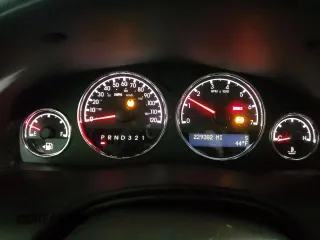 2005 Chevrolet Uplander LT with VIN 1GNDV33L25D267190, listed as a Copart auction lot 43185985 with 229,382 mi miles and Salvage Title. Bid and sale history available at carsss.com. Image 9.
