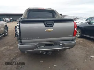 2007 Chevrolet Avalanche 1LT with VIN 3GNEC12057G202104, listed as a IAAI auction lot 41527646 with 236,496 mi miles and . Bid and sale history available at DreamBid. Image 17.