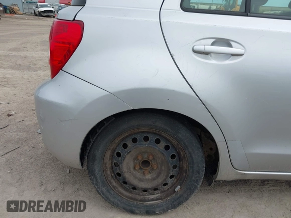 2013 Scion xD z VIN JTKKUPB4XD1038754, wystawiony jako IAAI lot #42231402 z przebiegiem 157 648 mil mil oraz . Historia ofert i sprzedaży dostępna na DreamBid. Obrazek 6.