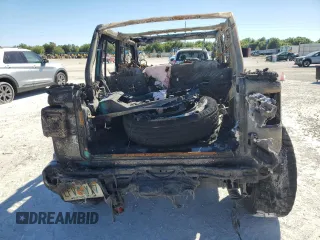 2020 Jeep Wrangler Unlimited Sahara with VIN 1C4HJXEN7LW232934, listed as a Copart auction lot 49422145 with 0 mi miles and Non Repairable. Bid and sale history available at carsss.com. Image 6.