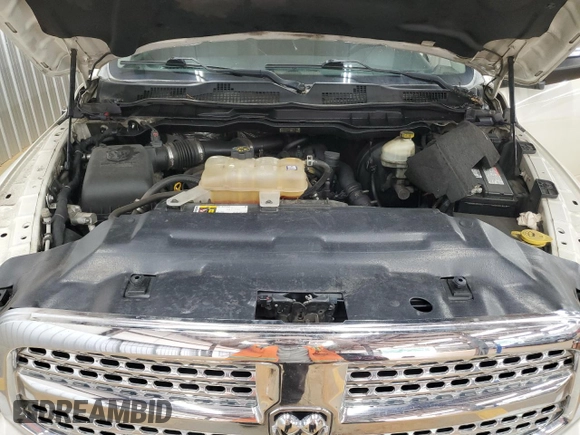 2016 Ram 1500 Laramie z VIN 1C6RR7VMXGS315525, wystawiony jako Copart lot #59046065 z przebiegiem 170 584 mil mil oraz Czysty tytuł • Clean title. Historia ofert i sprzedaży dostępna na DreamBid. Obrazek 11.