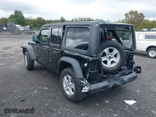 2019 Jeep Wrangler Unlimited Sport with VIN 1C4HJXDG3KW627467, listed as a IAAI auction lot 40449981 with 48,375 mi miles. Bid and sale history available at carsss.com. Image 3.