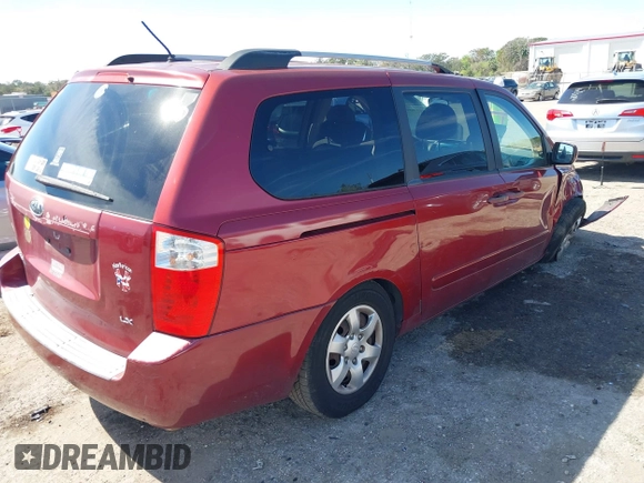 2009 Kia Sedona LX with VIN KNDMB233296307113, listed as a IAAI auction lot 41696813 with 121,722 mi miles. Bid and sale history available at carsss.com. Image 4.