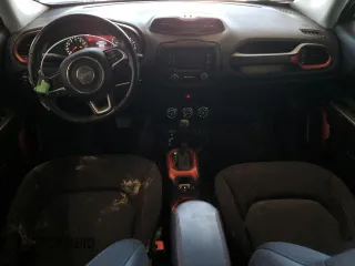 2017 Jeep Renegade Trailhawk with VIN ZACCJBCB9HPE56121, listed as a Copart auction lot 55655485 with 127,661 mi miles and Salvage title. Bid and sale history available at DreamBid. Image 8.