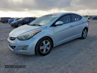2013 Hyundai Elantra GLS z VIN KMHDH4AE2DU754975, wystawiony jako Copart lot #59701275 z przebiegiem 180 451 mil mil oraz Szkoda całkowita • Salvage title. Historia ofert i sprzedaży dostępna na DreamBid. Obrazek 1.