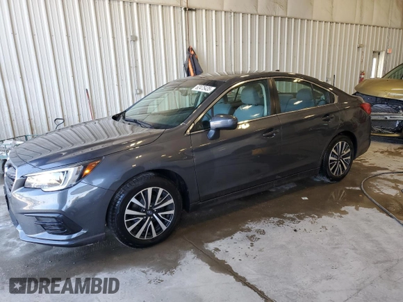 2018 Subaru Legacy Premium z VIN 4S3BNAC61J3004400, wystawiony jako Copart lot #62475435 z przebiegiem 78 049 mil mil oraz Nie do naprawy • Non repairable. Historia ofert i sprzedaży dostępna na DreamBid. Obrazek 1.