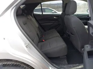 2019 Chevrolet Equinox LT with VIN 2GNAXKEV8K6110828, listed as a IAAI auction lot 41642376 with 84,825 mi miles. Bid and sale history available at carsss.com. Image 8.